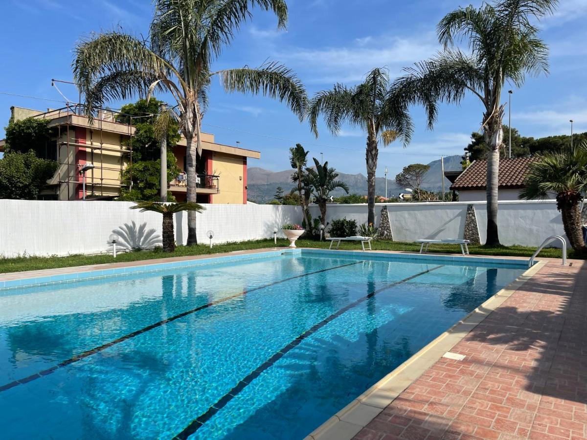 Casa Vacanze Villa Grace Villagrazia Di Carini 外观 照片