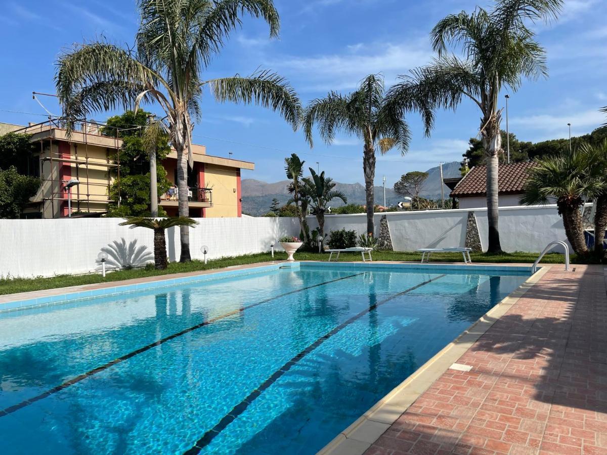 Casa Vacanze Villa Grace Villagrazia Di Carini 外观 照片