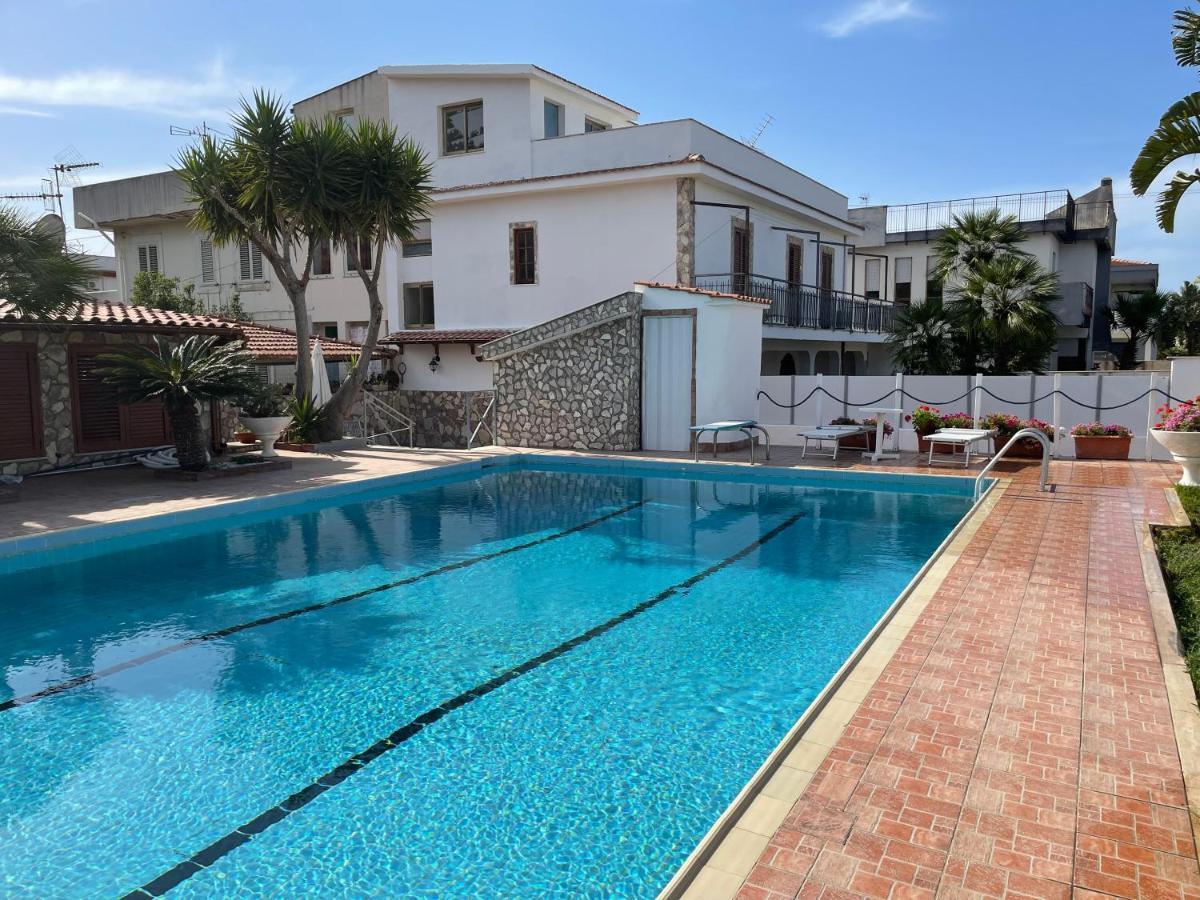 Casa Vacanze Villa Grace Villagrazia Di Carini 外观 照片